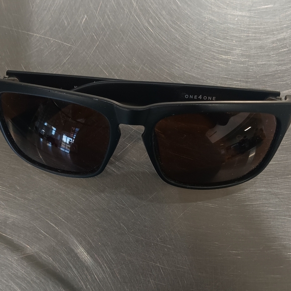 humps optics polarized sunglasses - Picture 1 of 3